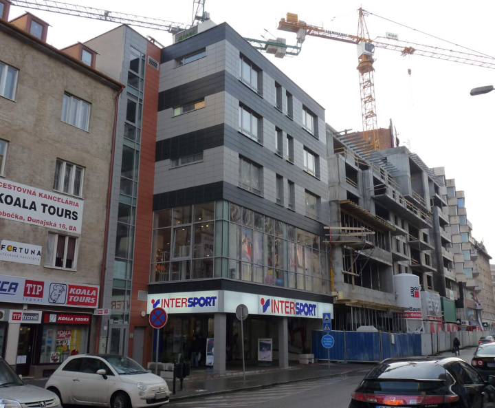 Polyfunkčný dom Dunajská
